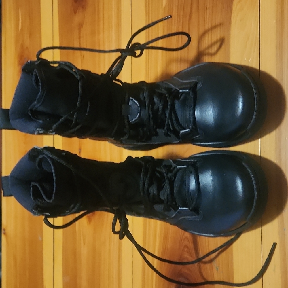 Nike boots